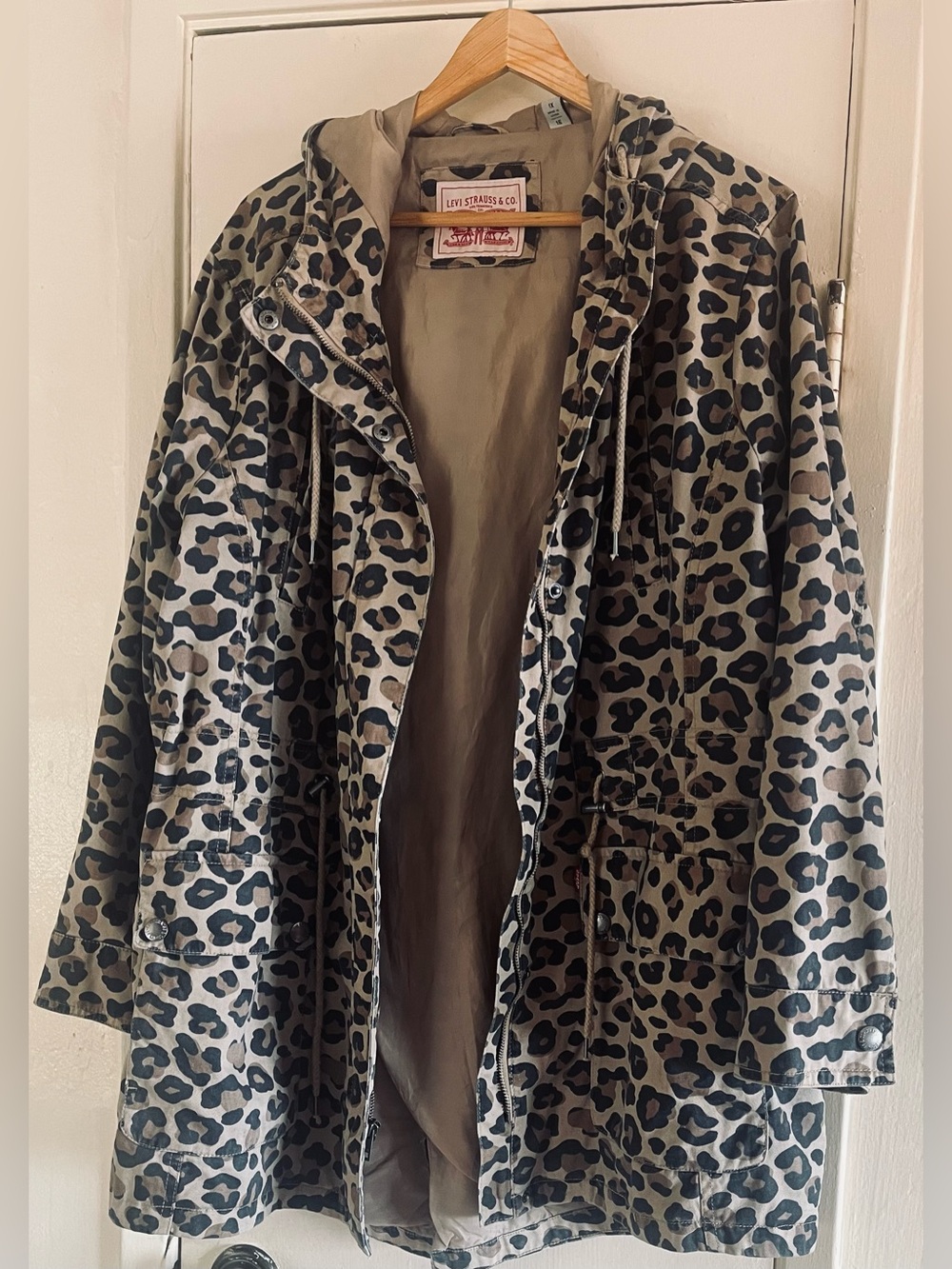 Levi's Women's Tan and Black Leopard Utility Hooded Jacket